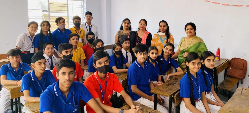 Holy Convent School